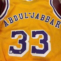 NBA legendary Abdul-jabbar autographed jersey 