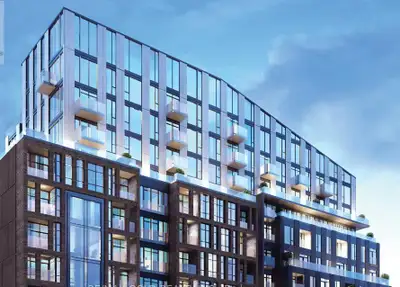 Please read the last line before replying A very quiet Master bedroom with ensuite bathroom in a ful...