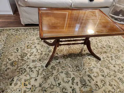 Table basse des années 50 , View more