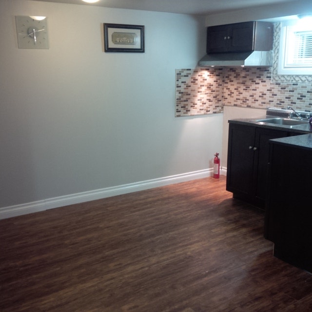 2 Bedroom Lower level apartment for rent. Warden and Eglinton Long