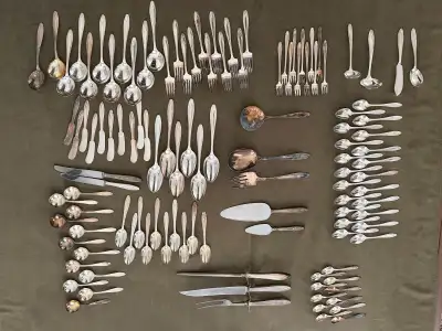 No reasonable offer refused! Check out all my other ads 117 pieces of art deco silver plated flatwar...