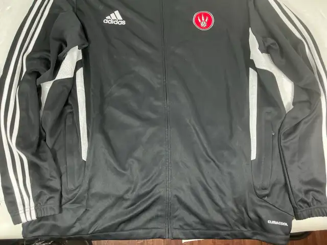 Adidas Raptors Jacket XL in Men's in Oakville / Halton Region - Image 3
