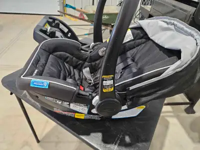 Graco baby car seat/base, View more
