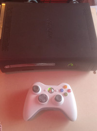 120 GB Xbox 360 With 6 Games