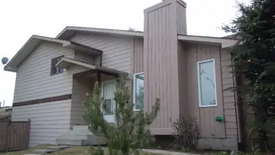 We have a bedroom for rent in Shawnessy available June 1, 2026. We are looking for a young professio...