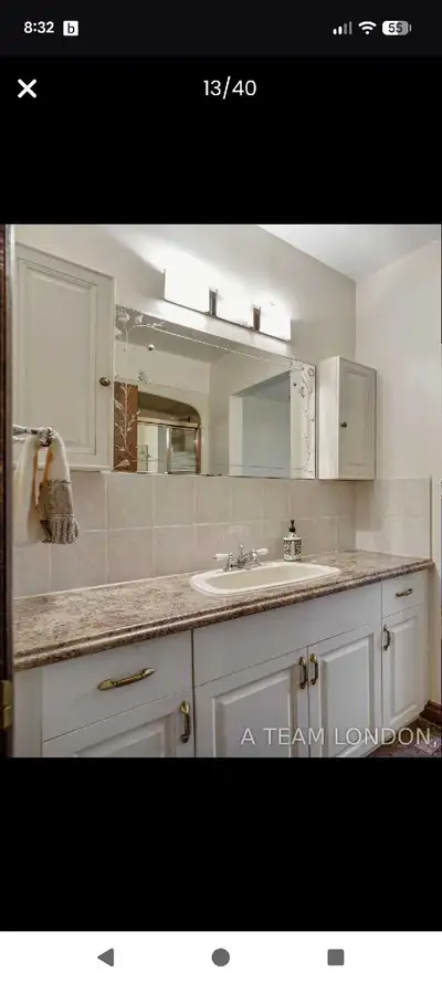 Vanity counter sink and medicine cabinets ready to go. Already disassembled. Quick pick up required
