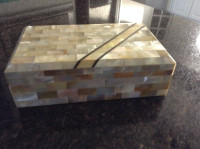 Mother of pearl jewelry box vintage 8"x4.5" height 2.5"