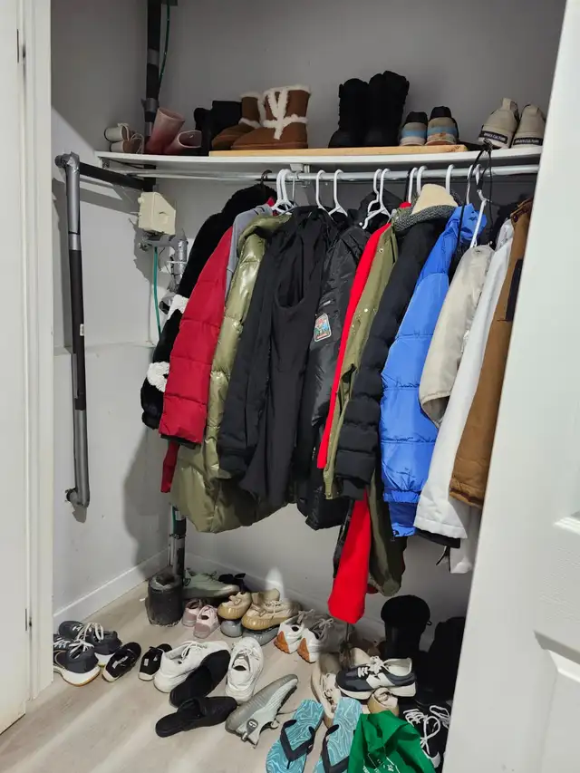 2 Beds, 1 bath, living, dining and kitchen at Fredericton South in Long Term Rentals in Fredericton - Image 4