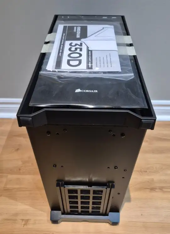 Corsair Obsidian Series 350D Mini-Tower Case (Window) in System Components in Oakville / Halton Region - Image 8
