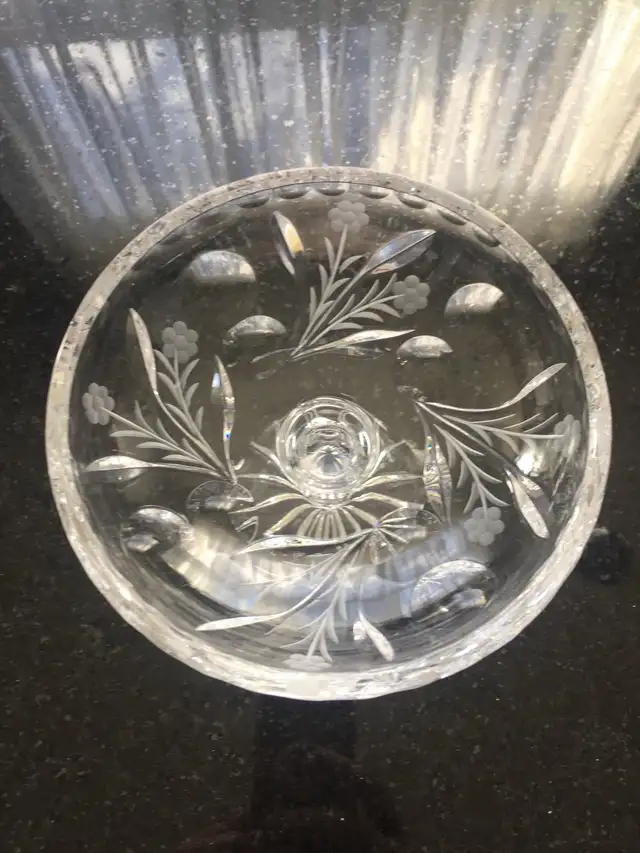 Crystal Glasses / Verres en Cristal  in Kitchen & Dining Wares in Laval / North Shore - Image 7