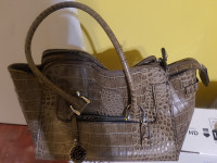 HANDBAG- BY LONDON FOG. BROWN. EXCELLENT CONDITION