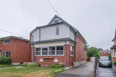 Nicely finished main floor unit, in a duplex, that includes the unfinished basement for storage. Ava...