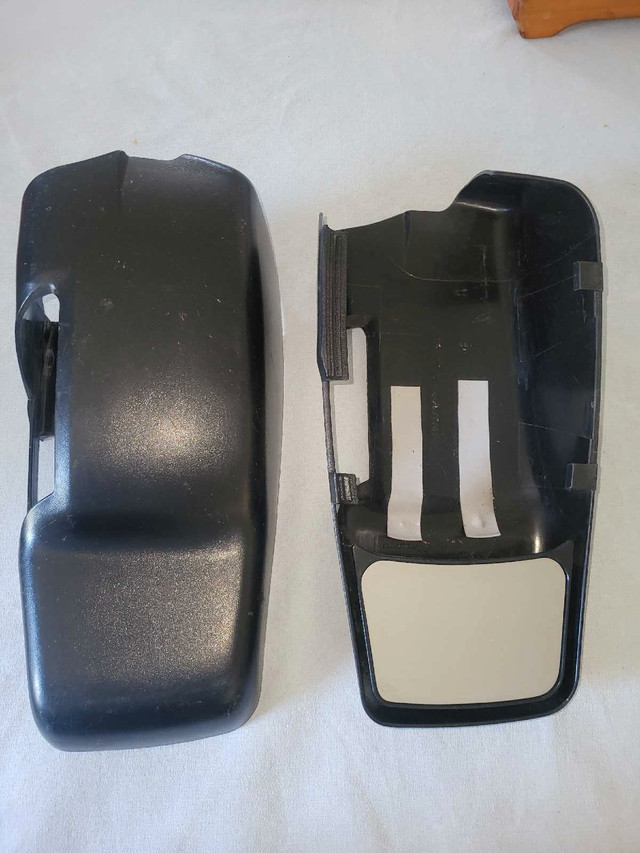 Trailer Towing Mirrors for Ram in RV & Camper Parts & Accessories in North Bay - Image 2