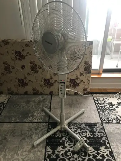 NEW FINAL CLEARANCE ON MY HONEYWELL BRAND NAME GREAT QUALITY FAN, View more