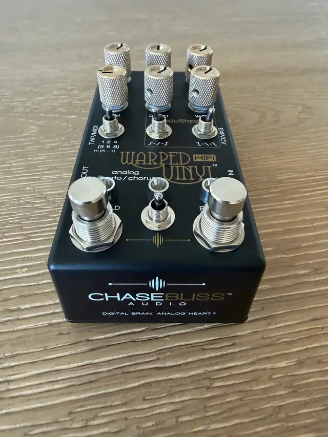 Chase Bliss Warped Vinyl Hifi Chorus/Vibrato in Amps & Pedals in City of Toronto - Image 6