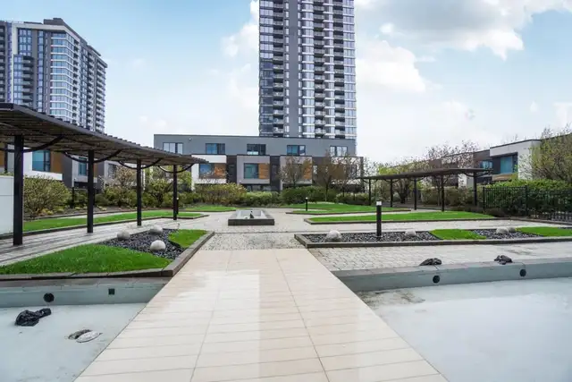 3 1/2 REM Île des Sœurs in Long Term Rentals in City of Montréal - Image 24