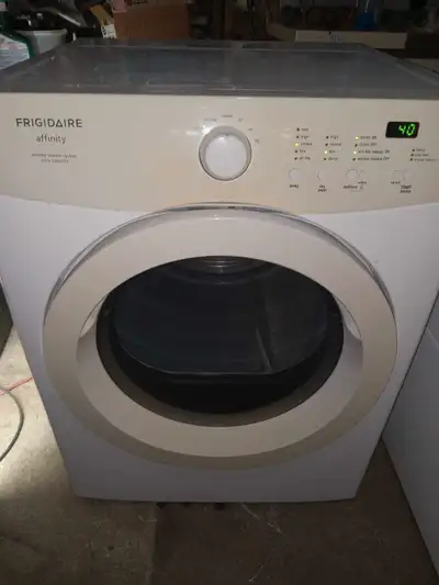 FRIDGIDAIRE..(stackable) clothes dryer in excellent shape and perfect working condition. Very clean....