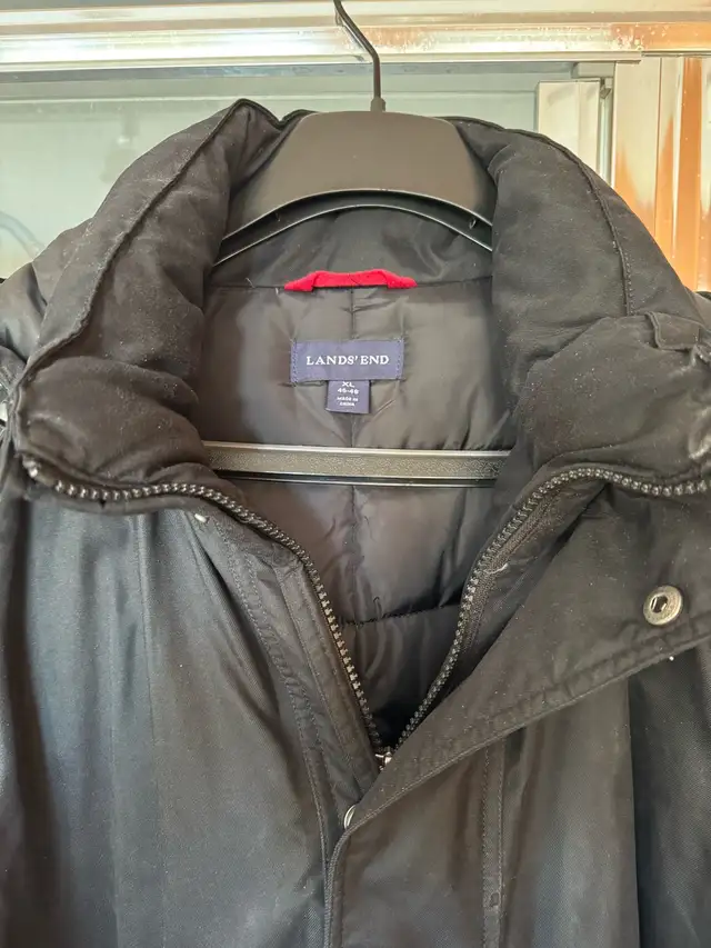LANDS END Men’s Down Parka - XL - Black in Men's in Calgary - Image 5