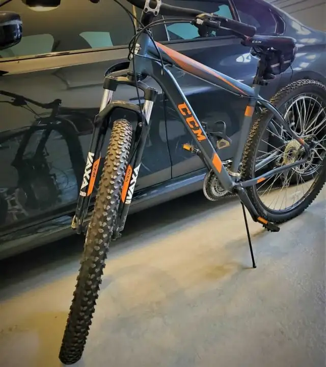 Mountain Bike Bicycle CCM 29er Hardtrail  21 Speed Vaxa in Mountain in Markham / York Region - Image 9