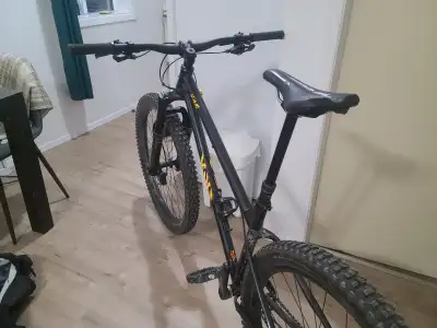 Kona Honzo ESD 2025 - taille L, View more