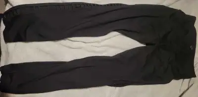 Womans small black pants sf home $4