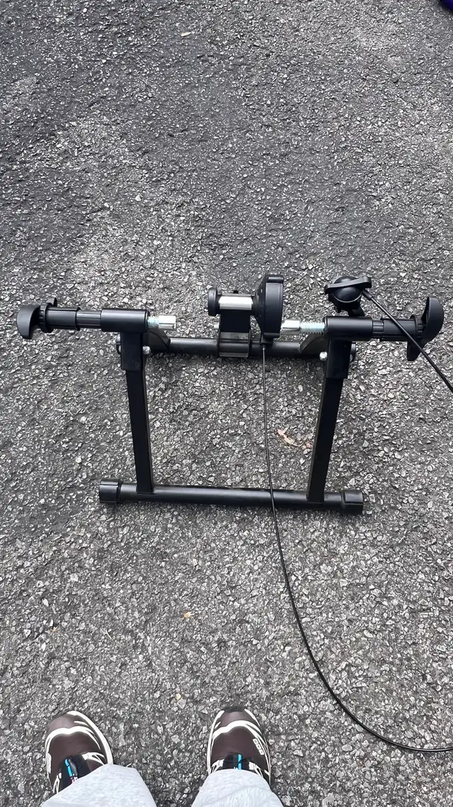 indoor cycling stand in Exercise Equipment in Ottawa - Image 4