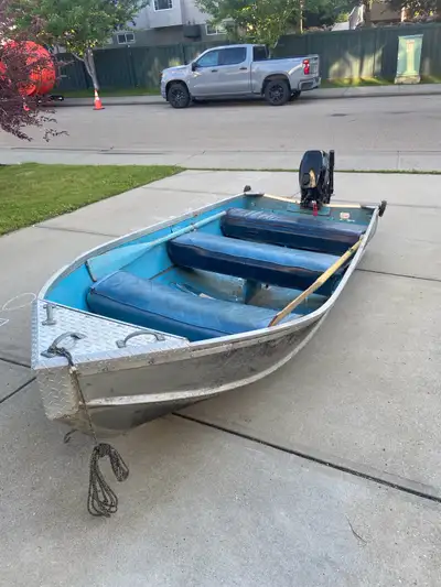 12 foot aluminum boat, no leaks 2024 mercury 6 hp four stroke.