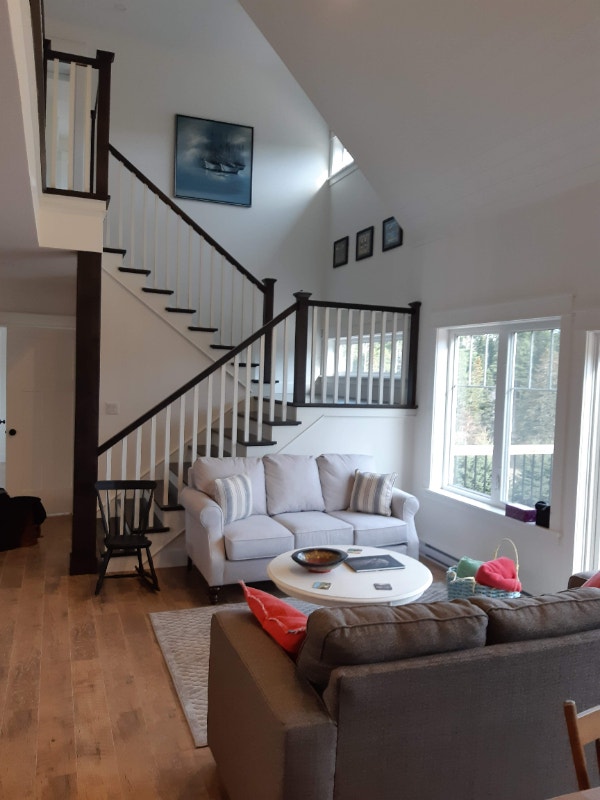 Spacious, three bedroom home for rent, fall, winter, spring Long Term