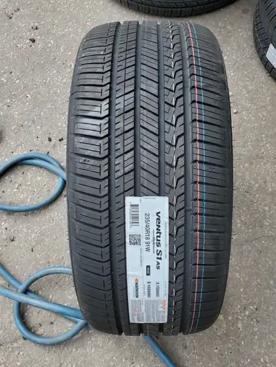 P 235 / 40 R 18 FITS: Acura TL, Ford Focus, Honda Civic, Audi A4, Mercedes-Benz CLA250, CLA45 AMG, H...