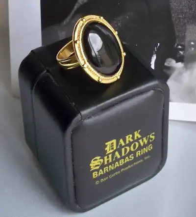 ♥ LUV-LEE DOLLS & COLLECTIBLES ♥2nd-issue “Dark Shadows” BARNABAS RING, By: Dan Curtis Productions,...
