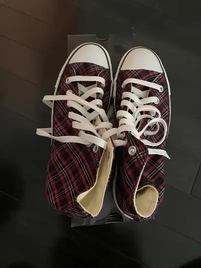 Converse Chuck Taylor, View more