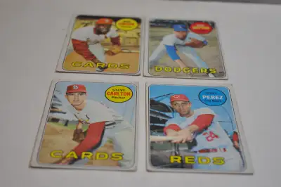 Topps 1969 baseball cards lot +- 10 starts banks drysdale gibson, View more