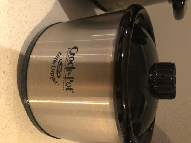 CrockPot 7Quart Oval Manual Slow Cooker & Little Dipper Microwaves