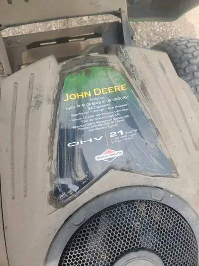 JD LA 125 Lawn Tractor Mower, View more