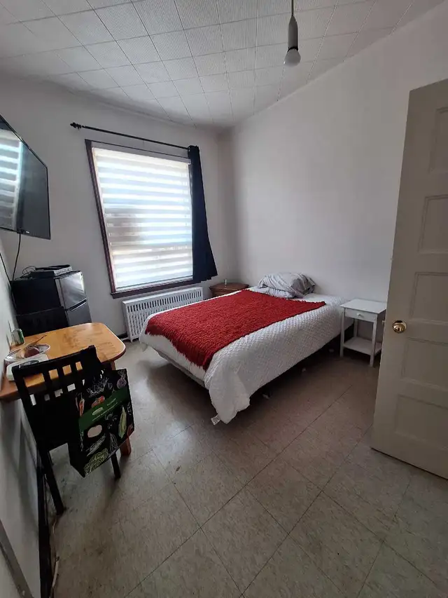 chambre ,st jean sur richelieu 700$ in Long Term Rentals in Saint-Jean-sur-Richelieu - Image 5