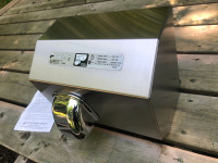 Commercial grade wall mount hand dryer 120V-20A.