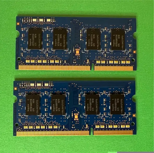 Mémoire Ram PC3-8500 2x1GB in System Components in Lévis - Image 3