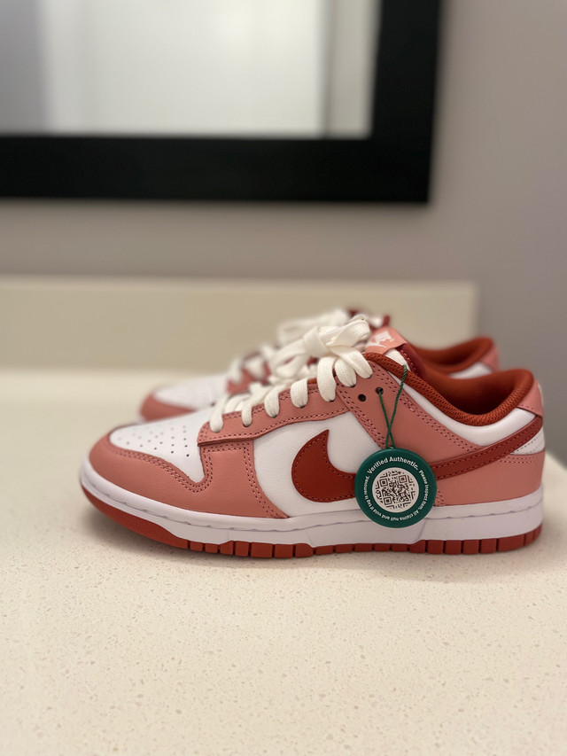 Nike Dunk Low red stardust in Women's - Shoes in Winnipeg - Image 2