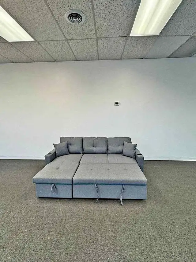Reversible Pull out Sleeper Couch !!62863735660290129