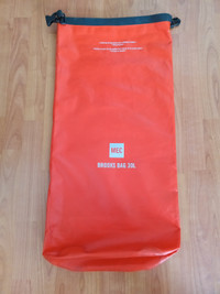 Dry bags 1x 30L, 3x 20L, 2x 10L used great condition!