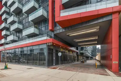 Rare spacious fantastic one bedroom unit in “Reve” Condo built by award winning Tridel. **583 sq** W...