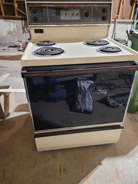 30 inch cooking range in excellent condition