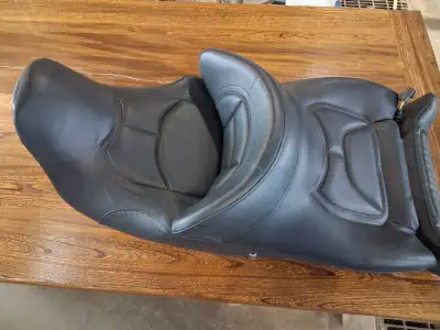 Heated seat for Honda Goldwing Fits 2002-2017 In excellent condition Purchased and not used