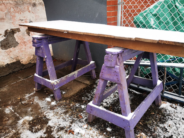 Two home made wood benches  dans Rangement pour outils et établis  à Ville de Montréal
