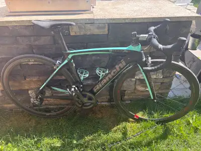 Bianchi Oltre XR4, View more