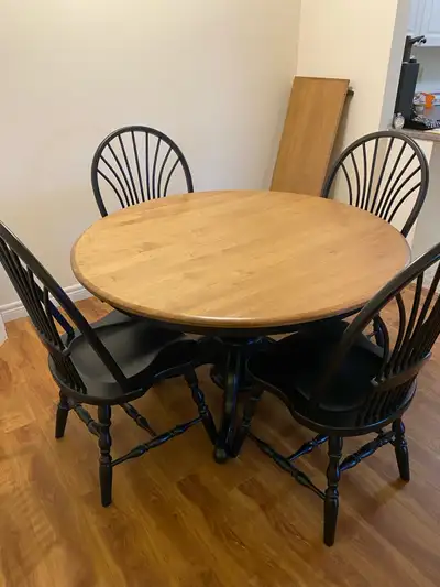 Solid Maple Table + 4 Chairs, View more