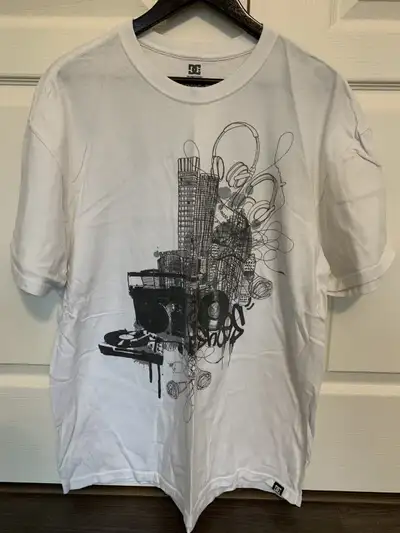 Brand New Men’s XL Graphic T-Shirts, View more