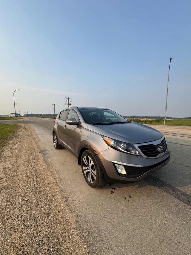 2013 Kia Sportage AWD in Cars & Trucks in Edmonton - Image 3