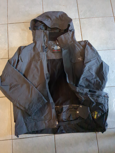 Men North face Summit series Gore tex jacket size XL northface, View more