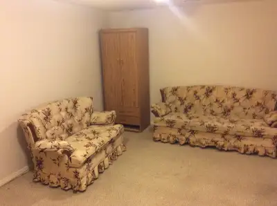 We are quiet and tidy household looking for a clean, respectful male or female tenant. Full time wor...